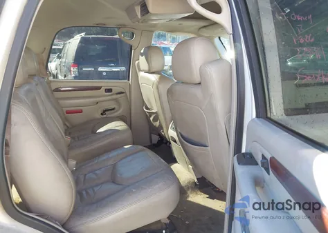 2005 Cadillac Escalade Standard from USA, damaged, VIN 1GYEC63N25R229414